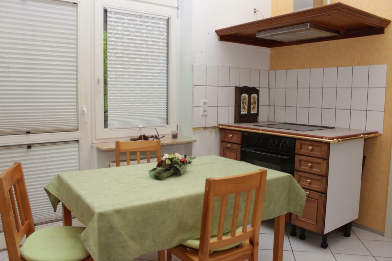 Hotel Weinkeller Woelk à Naumbourg Extérieur photo