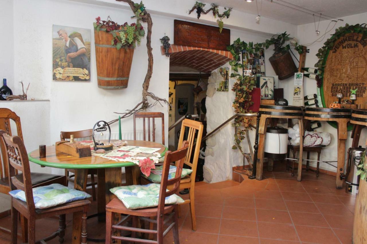 Hotel Weinkeller Woelk à Naumbourg Extérieur photo